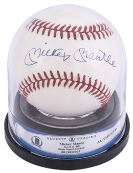 Mickey Mantle Signed Baseball (Beckett)